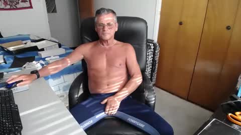 Large one  online show from 12-25-24, 05:15