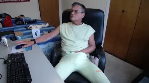 Large one  online show from 01-05-25, 01:36