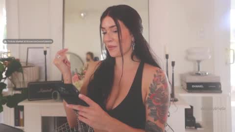 Snapshot of worshipbrielle chatting on 02-21-25, 10:26 Brielle online show from 02-21-25, 10:26