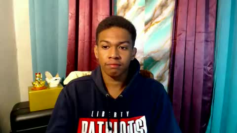 Snapshot of worshipmycockxxx chatting on 10-19-25, 06:08 Josh This is my new account now online show from 10-19-25, 06:08