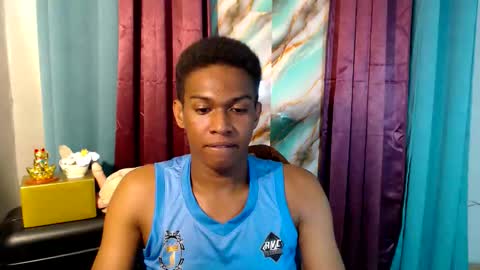 Snapshot of worshipmycockxxx chatting on 10-29-25, 01:35 Josh This is my new account now online show from 10-29-25, 01:35