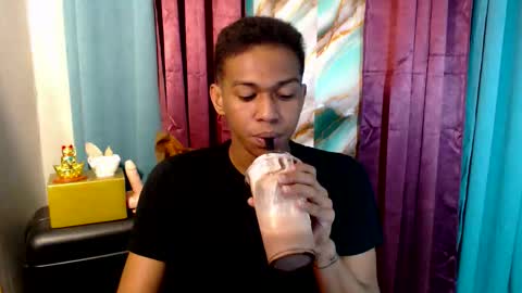 Snapshot of worshipmycockxxx chatting on 11-26-25, 12:55 Josh This is my new account now online show from 11-26-25, 12:55