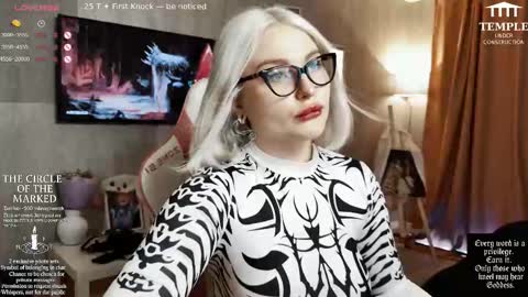 Snapshot of wounded_goddess chatting on 10-13-25, 06:24 Goddess Sophy online show from 10-13-25, 06:24