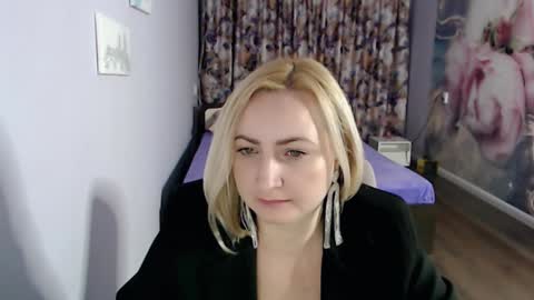 Snapshot of wow_co chatting on 12-09-24, 02:28 wow_co online show from 12-09-24, 02:28