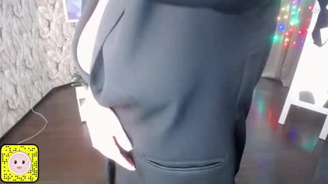 Snapshot of wow_co chatting on 01-02-25, 06:56 wow_co online show from 01-02-25, 06:56