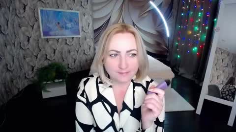 Snapshot of wow_co chatting on 01-14-25, 05:23 wow_co online show from 01-14-25, 05:23