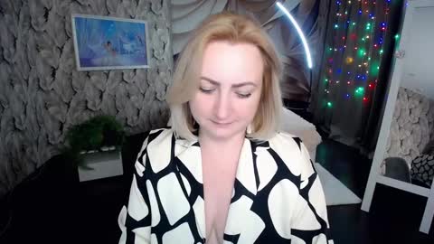 Snapshot of wow_co chatting on 01-14-25, 08:26 wow_co online show from 01-14-25, 08:26