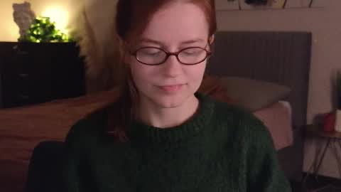 Snapshot of wow_luvng chatting on 11-16-25, 02:00 Rebecy online show from 11-16-25, 02:00