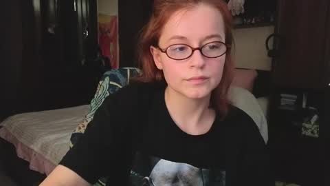 Snapshot of wow_luvng chatting on 04-21-26, 03:28 Rebecy online show from 04-21-26, 03:28
