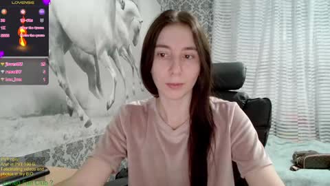 Snapshot of wow_porno_ chatting on 02-18-25, 03:43 Anna online show from 02-18-25, 03:43