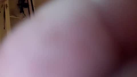 Cuteipie online show from 05-16-26, 07:34