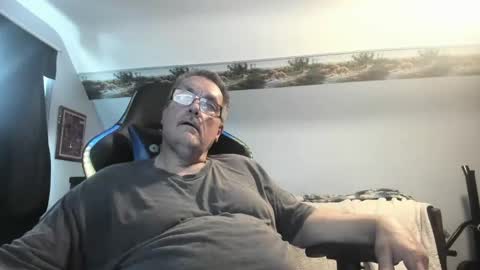 Snapshot of wowsers2022 chatting on 03-03-25, 09:05 wowsers2022 online show from 03-03-25, 09:05