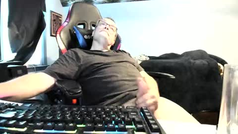 Snapshot of wowsers2022 chatting on 09-14-25, 01:43 wowsers2022 online show from 09-14-25, 01:43