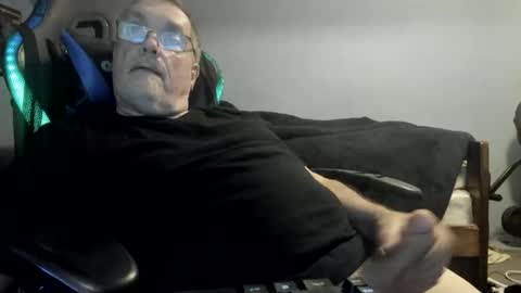 Snapshot of wowsers2022 chatting on 11-05-25, 03:06 wowsers2022 online show from 11-05-25, 03:06