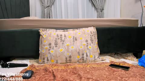 Snapshot of wowsquirt chatting on 01-24-25, 03:32 online show from 01-24-25, 03:32