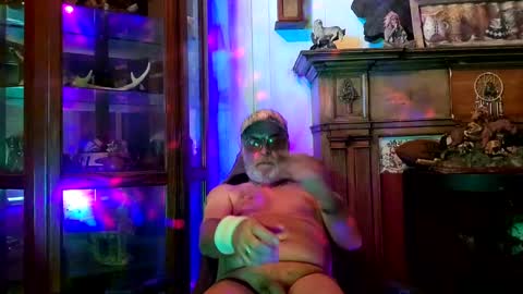 Snapshot of wscooter1 chatting on 09-10-25, 11:05 SCOOTER online show from 09-10-25, 11:05