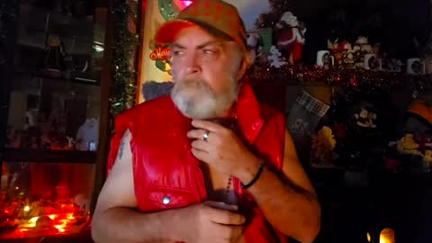 Snapshot of wscooter1 chatting on 12-03-25, 12:29 SCOOTER online show from 12-03-25, 12:29