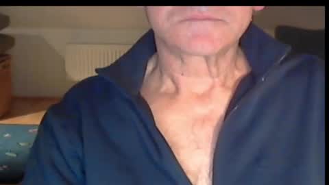 Wuki online show from 12-04-25, 05:32