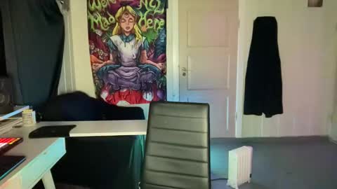 Snapshot of wulffi95 chatting on 02-14-26, 12:51 wulffi95 online show from 02-14-26, 12:51