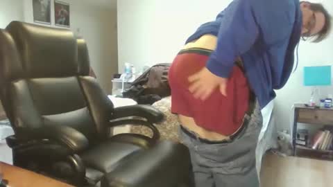 Snapshot of wvalentin0 chatting on 12-02-25, 08:48 Wren online show from 12-02-25, 08:48