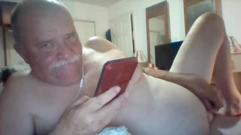 Snapshot of wvmountainlover chatting on 07-07-26, 01:52 wvmountainlover online show from 07-07-26, 01:52
