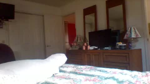 Snapshot of wvmountainlover chatting on 07-10-26, 07:38 wvmountainlover online show from 07-10-26, 07:38