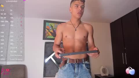 wyatt online show from 10-11-25, 03:32