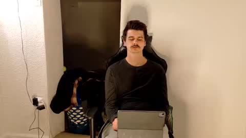 Wyatt online show from 03-22-26, 04:38