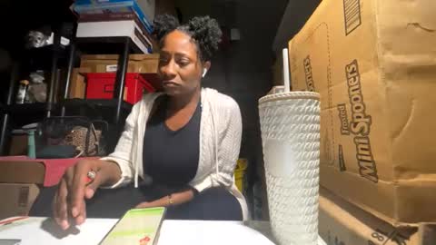 Wynter Heat online show from 11-20-25, 05:45