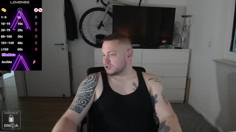 Snapshot of x19marco93x chatting on 02-02-25, 01:52 x19marco93x online show from 02-02-25, 01:52