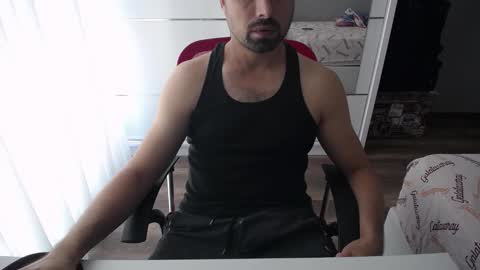 Snapshot of x_____0_____x chatting on 09-13-25, 10:15 Mr. Lonely online show from 09-13-25, 10:15