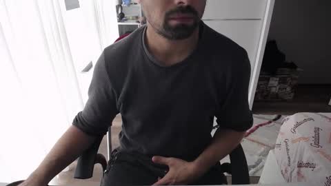 Snapshot of x_____0_____x chatting on 09-30-25, 12:10 Mr. Lonely online show from 09-30-25, 12:10