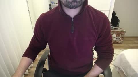 Snapshot of x_____0_____x chatting on 10-11-25, 10:08 Mr. Lonely online show from 10-11-25, 10:08