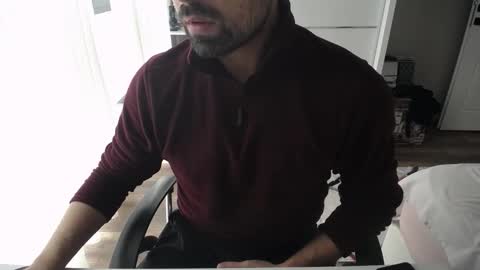 Snapshot of x_____0_____x chatting on 10-20-25, 10:49 Mr. Lonely online show from 10-20-25, 10:49