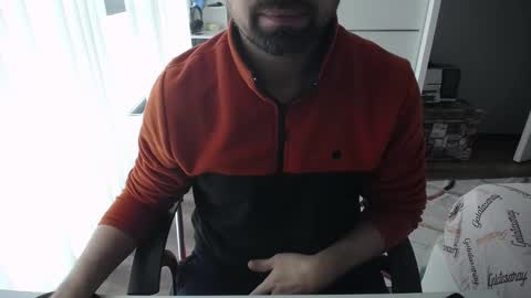 Snapshot of x_____0_____x chatting on 11-03-25, 10:49 Mr. Lonely online show from 11-03-25, 10:49