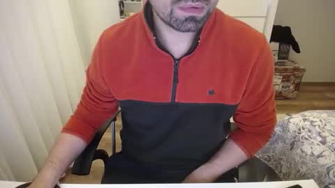 Snapshot of x_____0_____x chatting on 11-13-25, 09:25 Mr. Lonely online show from 11-13-25, 09:25