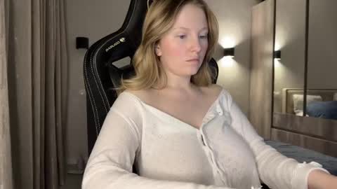 eva online show from 03-10-25, 04:46