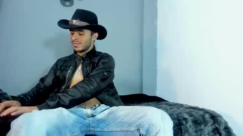 Snapshot of x_harold_x chatting on 11-29-25, 11:30 Harold online show from 11-29-25, 11:30