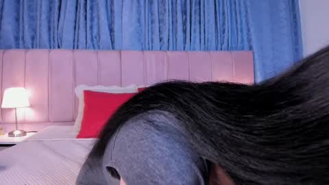 x_milu online show from 02-22-25, 05:57