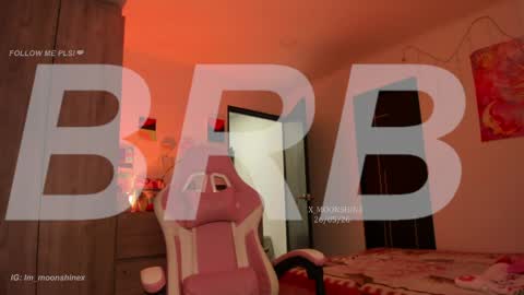 Snapshot of x_moonshine chatting on 05-27-26, 01:57 s s s online show from 05-27-26, 01:57