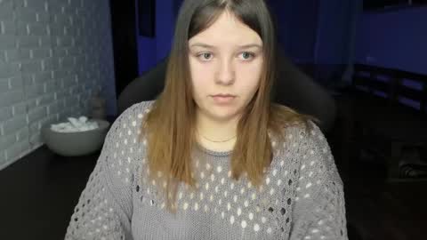 Snapshot of x_nirvana_x chatting on 12-16-24, 01:10 LOVE NERDS ONLY online show from 12-16-24, 01:10