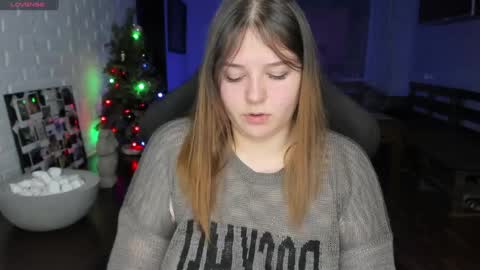 Snapshot of x_nirvana_x chatting on 12-24-24, 01:06 LOVE NERDS ONLY online show from 12-24-24, 01:06