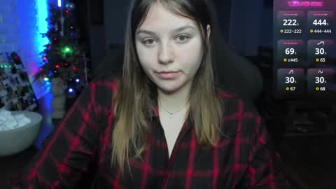 Snapshot of x_nirvana_x chatting on 01-05-25, 03:32 LOVE NERDS ONLY online show from 01-05-25, 03:32