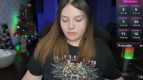 Snapshot of x_nirvana_x chatting on 01-09-25, 01:50 LOVE NERDS ONLY online show from 01-09-25, 01:50