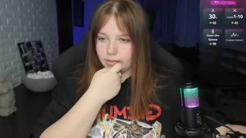 Snapshot of x_nirvana_x chatting on 02-23-25, 02:18 LOVE NERDS ONLY online show from 02-23-25, 02:18