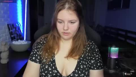 Snapshot of x_nirvana_x chatting on 03-02-25, 02:08 LOVE NERDS ONLY online show from 03-02-25, 02:08