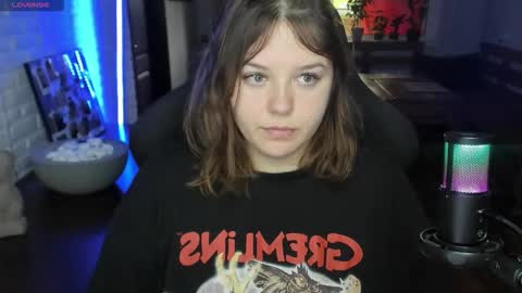 Snapshot of x_nirvana_x chatting on 10-07-25, 04:31 LOVE NERDS ONLY online show from 10-07-25, 04:31