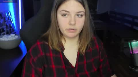 Snapshot of x_nirvana_x chatting on 10-17-25, 02:48 LOVE NERDS ONLY online show from 10-17-25, 02:48