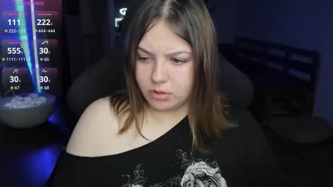 Snapshot of x_nirvana_x chatting on 10-29-25, 02:47 LOVE NERDS ONLY online show from 10-29-25, 02:47