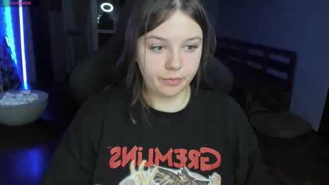 Snapshot of x_nirvana_x chatting on 11-23-25, 02:55 LOVE NERDS ONLY online show from 11-23-25, 02:55